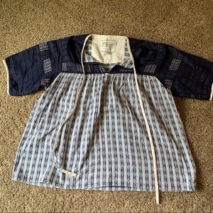 VGUC: Ace & Jig Argyle/coast peasant top, small